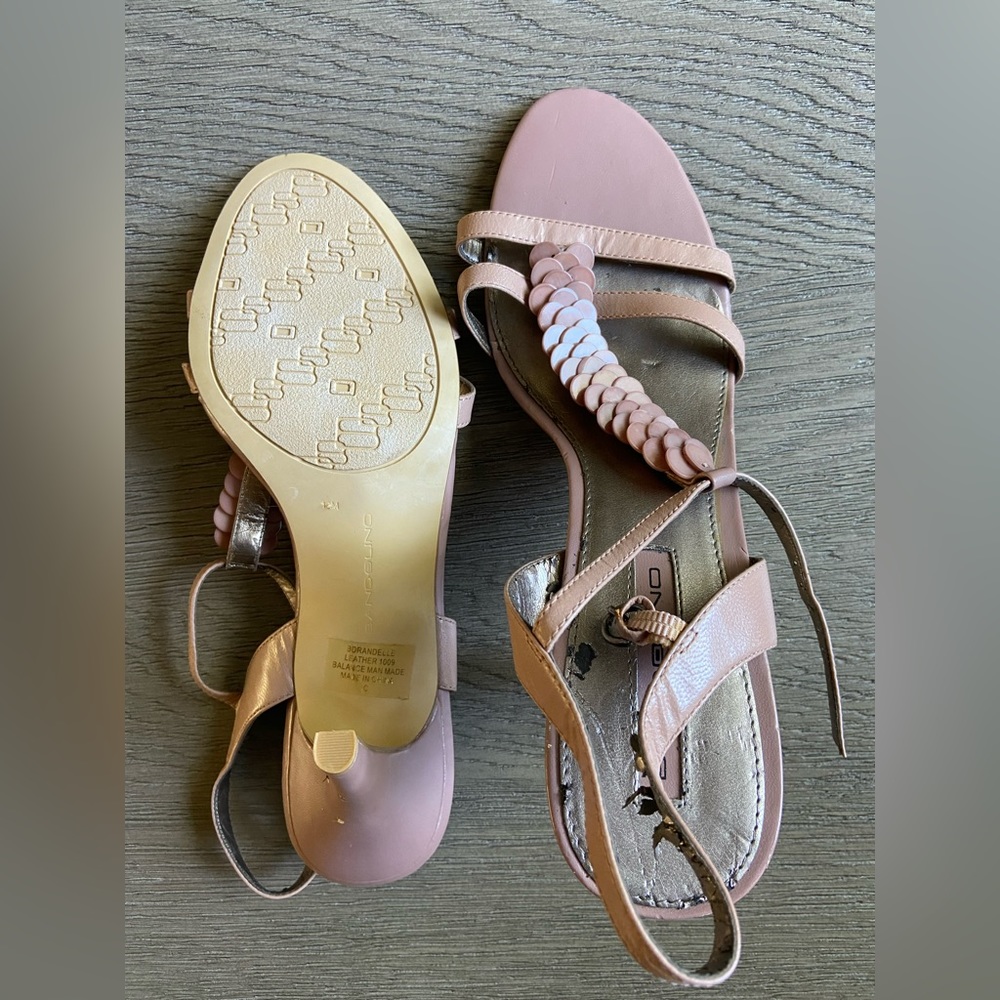 Bandalino dusty pink sandals in size 10M.